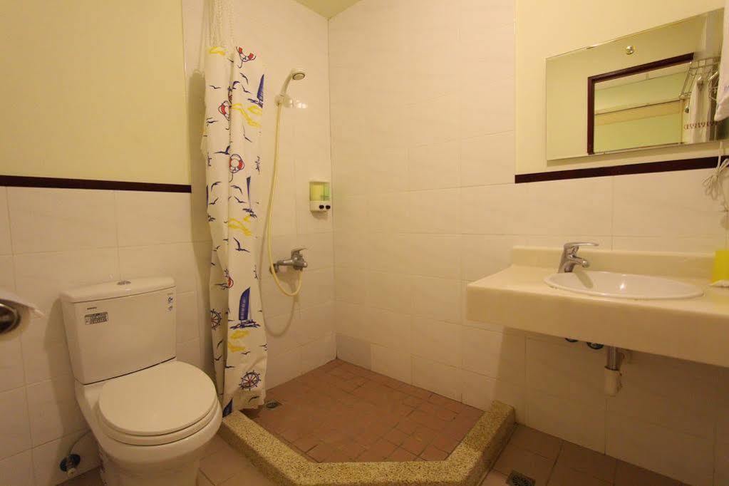 Water Space Inn Kenting Extérieur photo